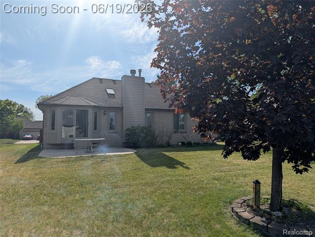 Builiding view one for 16883 Kenneth, Macomb, MI. 48044