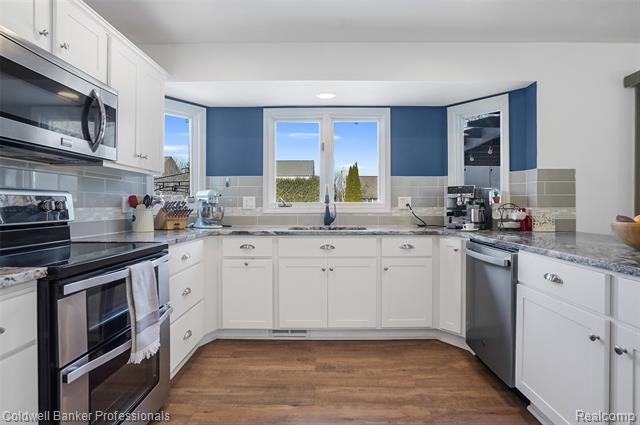 Builiding view eleven for 20379 Ballantrae, Macomb, MI. 48044