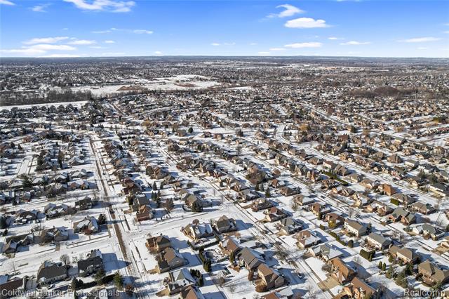 Builiding view forty six for 20379 Ballantrae, Macomb, MI. 48044