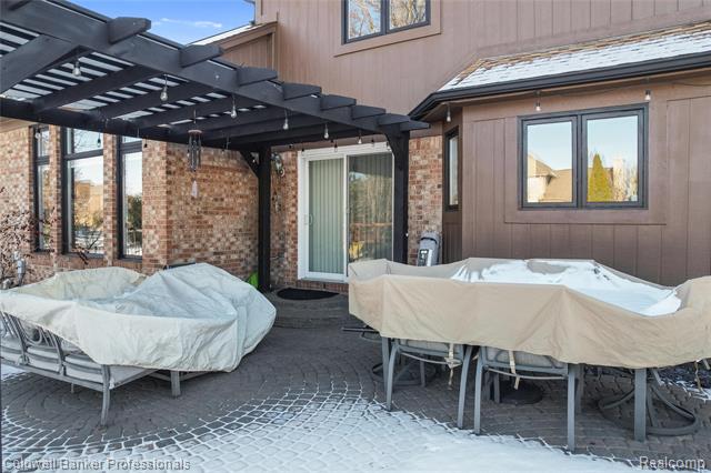 Builiding view forty three for 20379 Ballantrae, Macomb, MI. 48044