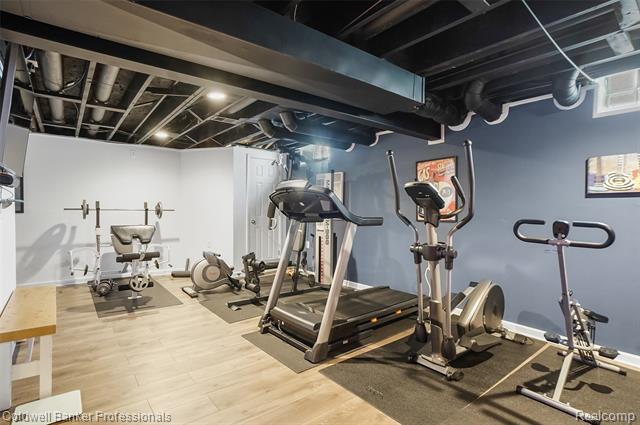 Builiding view thirty five for 20379 Ballantrae, Macomb, MI. 48044