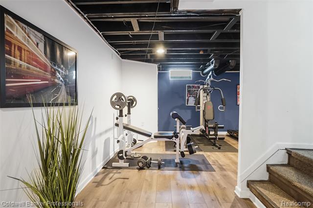 Builiding view thirty three for 20379 Ballantrae, Macomb, MI. 48044