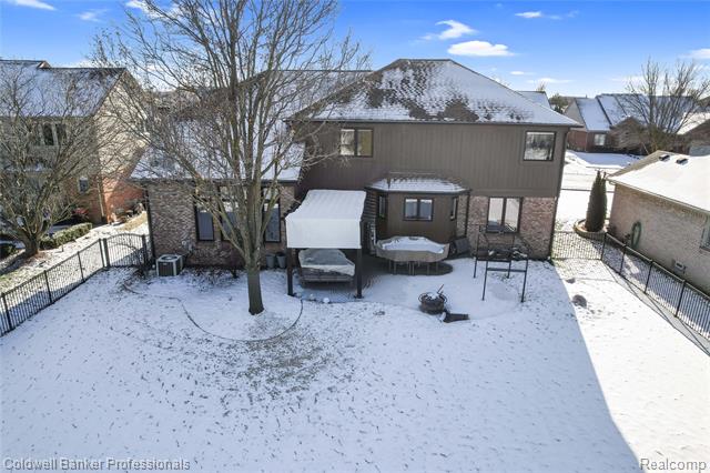 Builiding view three for 20379 Ballantrae, Macomb, MI. 48044