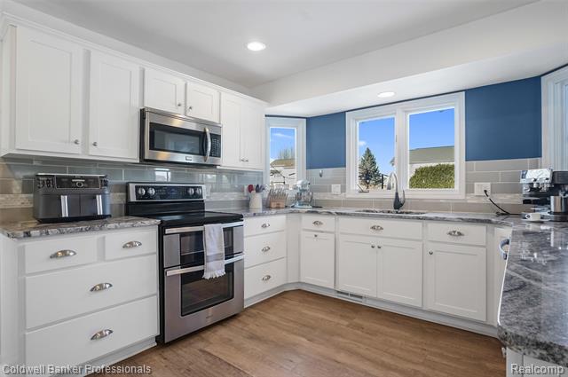 Builiding view twelve for 20379 Ballantrae, Macomb, MI. 48044