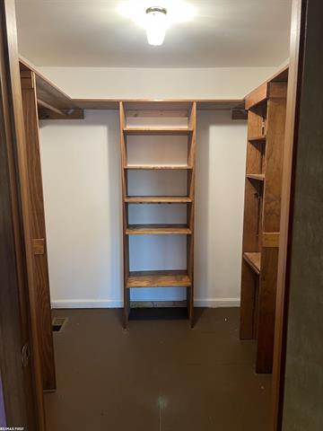 Builiding view eleven for 26500 Fairwood, New Baltimore, MI. 48051