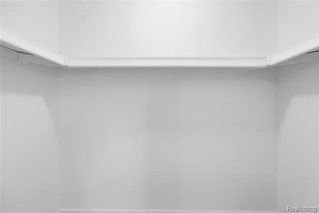 Builiding view eighteen for 25983 New Forest, New Baltimore, MI. 48051