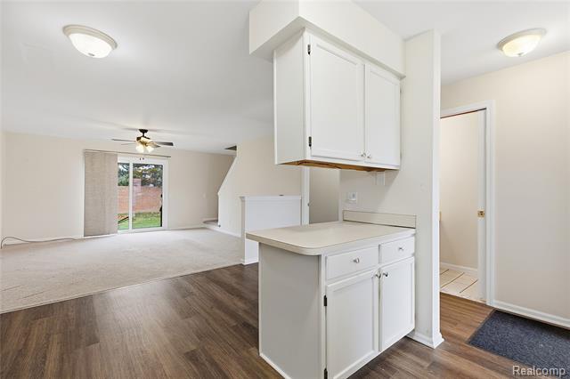 Builiding view five for 25983 New Forest, New Baltimore, MI. 48051