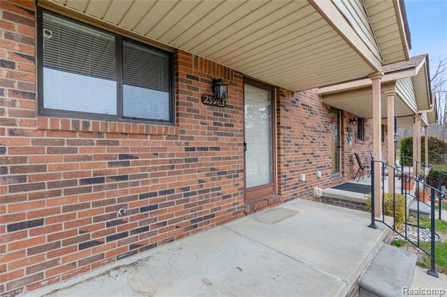 Builiding view twenty three for 25983 New Forest, New Baltimore, MI. 48051