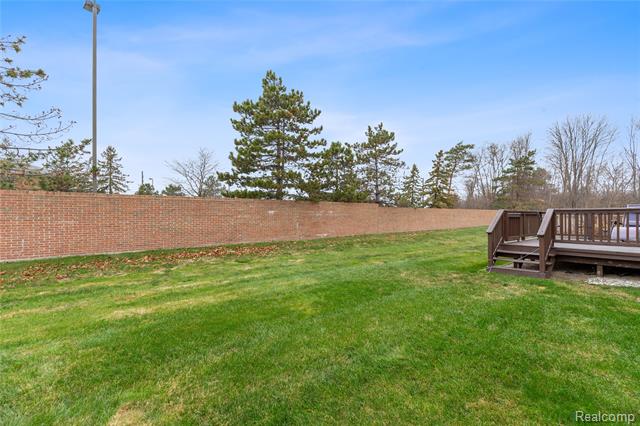 Builiding view twenty two for 25983 New Forest, New Baltimore, MI. 48051