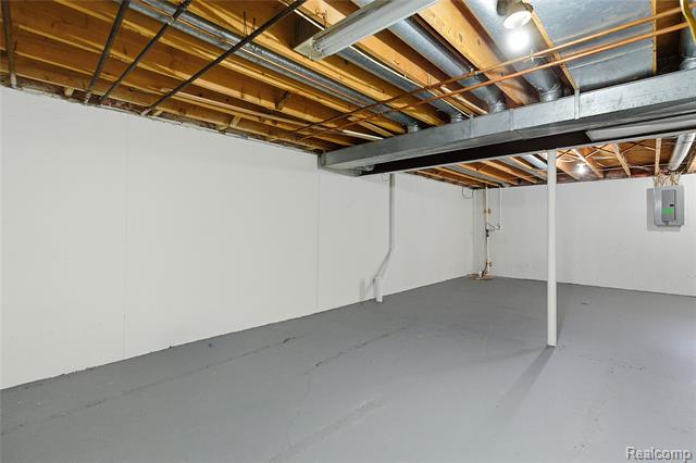 Builiding view twenty for 25983 New Forest, New Baltimore, MI. 48051