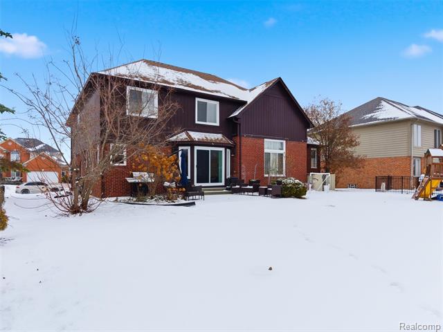 Builiding view thirty four for 48194 Lamplighter Tr, Macomb, MI. 48044