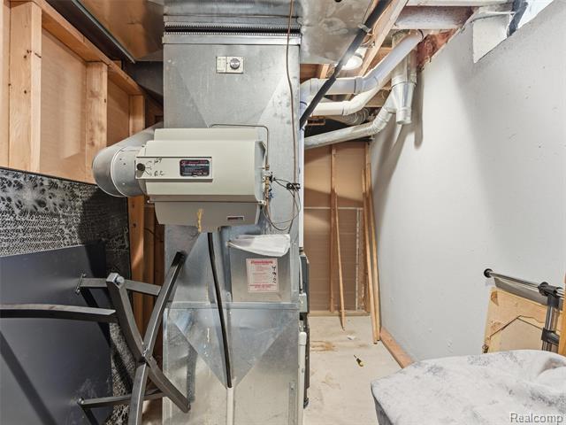 Builiding view thirty three for 48194 Lamplighter Tr, Macomb, MI. 48044