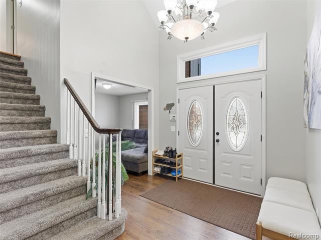 Builiding view three for 48194 Lamplighter Tr, Macomb, MI. 48044