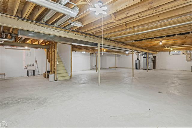 Builiding view thirty seven for 49350 Monte, New Baltimore, MI. 48047