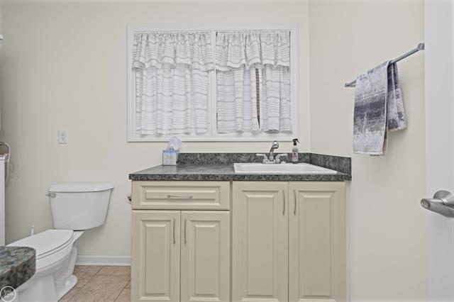 Builiding view twenty seven for 49350 Monte, New Baltimore, MI. 48047
