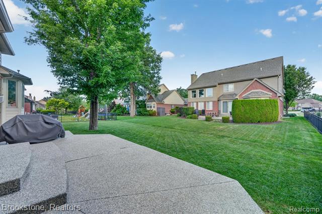 Builiding view forty for 47749 Dennis Baert D, Macomb, MI. 48044