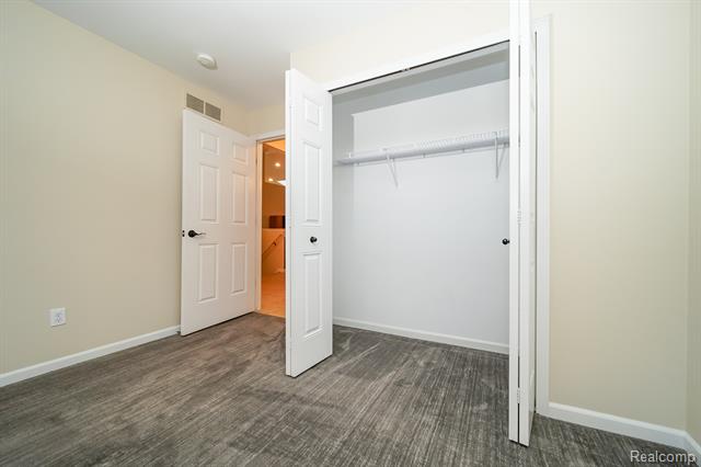 Builiding view twenty five for 26122 Joanne Smith, New Baltimore, MI. 48051