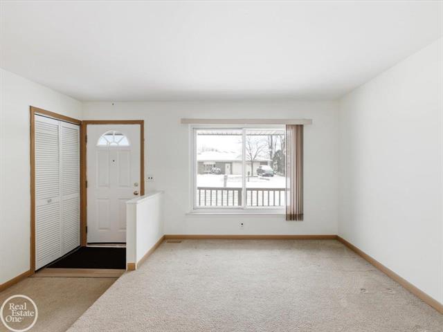 Builiding view four for 32065 Lakepoint, New Baltimore, MI. 48047