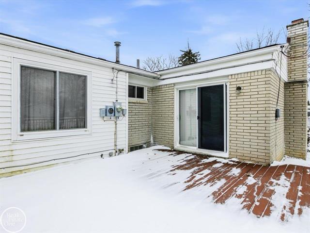 Builiding view twenty nine for 32065 Lakepoint, New Baltimore, MI. 48047