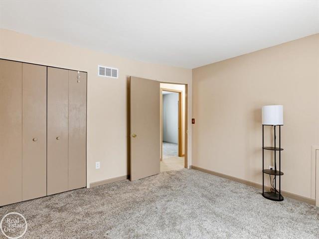 Builiding view twenty for 32065 Lakepoint, New Baltimore, MI. 48047