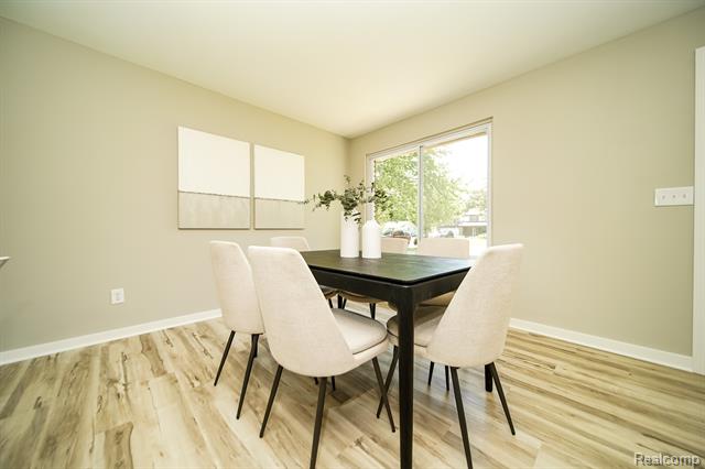 Builiding view fifteen for 48297 Mallard, New Baltimore, MI. 48047