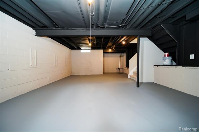 Builiding view sixty three for 48297 Mallard, New Baltimore, MI. 48047