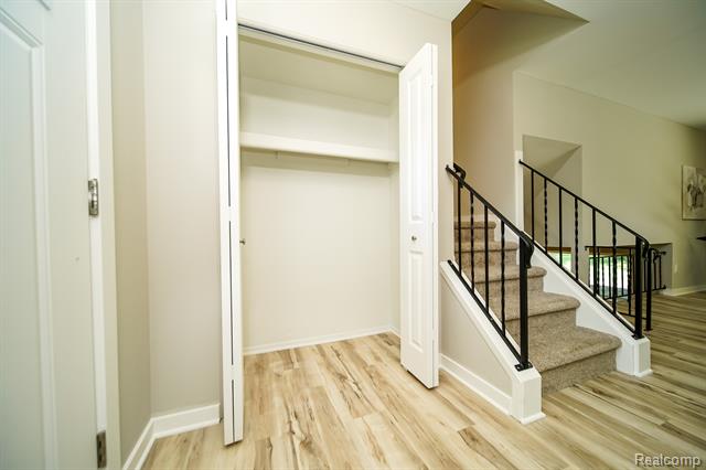 Builiding view ten for 48297 Mallard, New Baltimore, MI. 48047