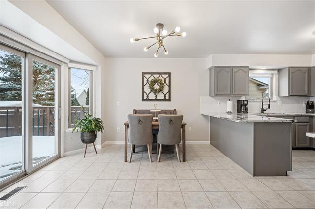 Builiding view five for 27530 Cedar Glen, New Baltimore, MI. 48051