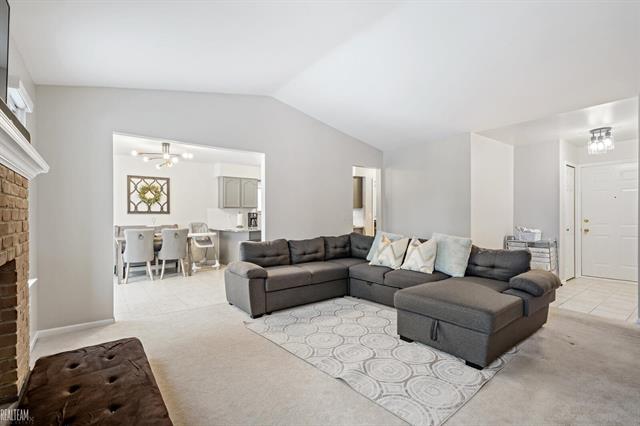 Builiding view four for 27530 Cedar Glen, New Baltimore, MI. 48051