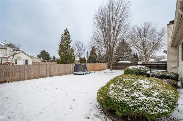 Builiding view twenty six for 27530 Cedar Glen, New Baltimore, MI. 48051