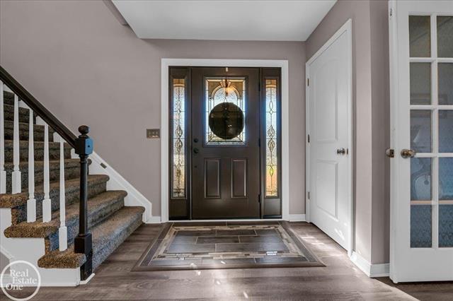 Builiding view one for 28771 Squire, New Baltimore, MI. 48047