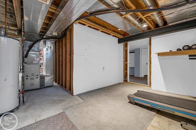 Builiding view thirty for 28771 Squire, New Baltimore, MI. 48047