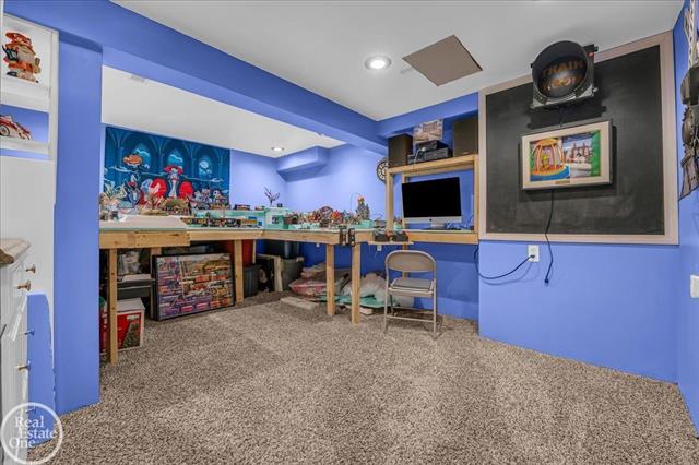 Builiding view twenty five for 28771 Squire, New Baltimore, MI. 48047