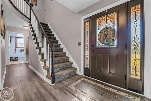 Builiding view two for 28771 Squire, New Baltimore, MI. 48047