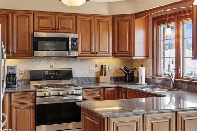 Builiding view eleven for 49708 Nautical, New Baltimore, MI. 48047