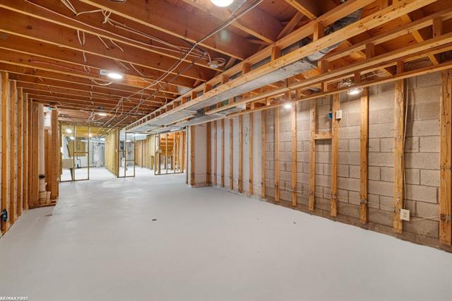 Builiding view forty one for 49708 Nautical, New Baltimore, MI. 48047