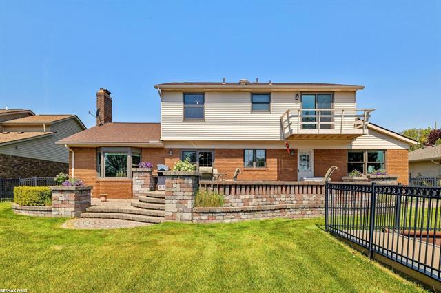 Builiding view forty seven for 49708 Nautical, New Baltimore, MI. 48047