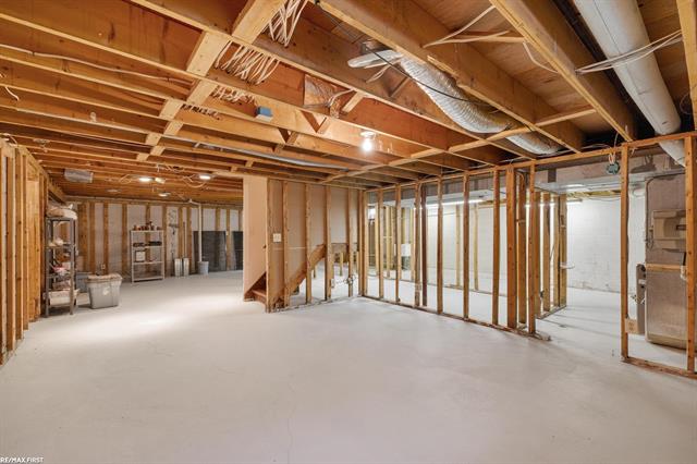 Builiding view forty for 49708 Nautical, New Baltimore, MI. 48047