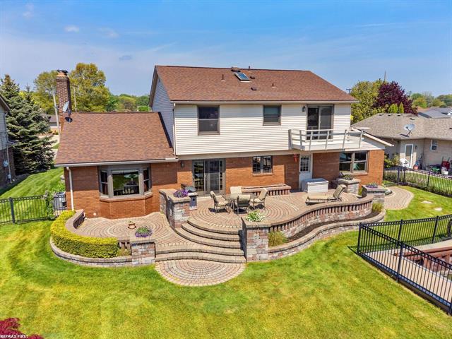 Builiding view sixty five for 49708 Nautical, New Baltimore, MI. 48047