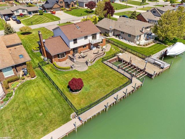 Builiding view sixty two for 49708 Nautical, New Baltimore, MI. 48047