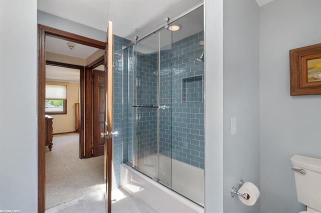 Builiding view thirty eight for 49708 Nautical, New Baltimore, MI. 48047