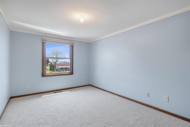 Builiding view thirty three for 49708 Nautical, New Baltimore, MI. 48047