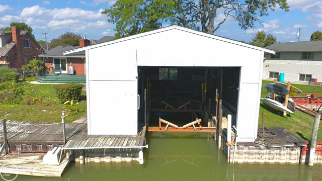 Builiding view eighteen for 49750 Nautical, New Baltimore, MI. 48047