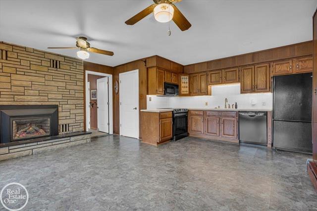 Builiding view forty six for 49750 Nautical, New Baltimore, MI. 48047