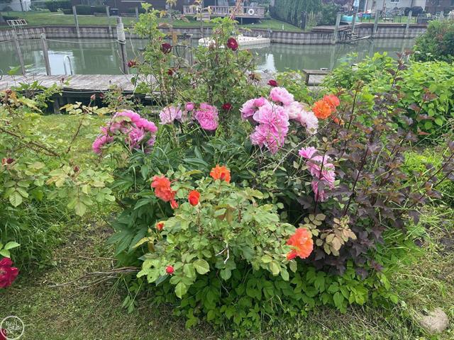 Builiding view sixty two for 49750 Nautical, New Baltimore, MI. 48047