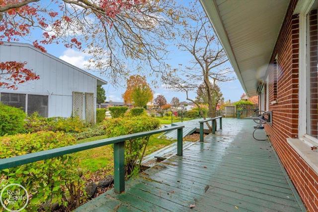 Builiding view ten for 49750 Nautical, New Baltimore, MI. 48047