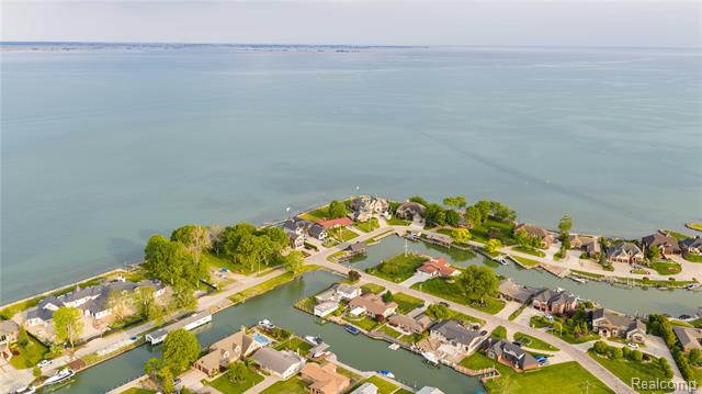 Builiding view fifty one for 49729 Nautical, New Baltimore, MI. 48047