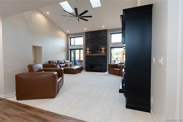 Builiding view six for 49729 Nautical, New Baltimore, MI. 48047