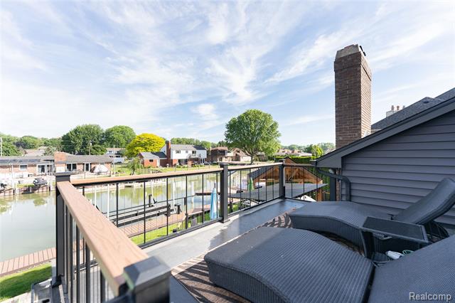 Builiding view thirty three for 49729 Nautical, New Baltimore, MI. 48047