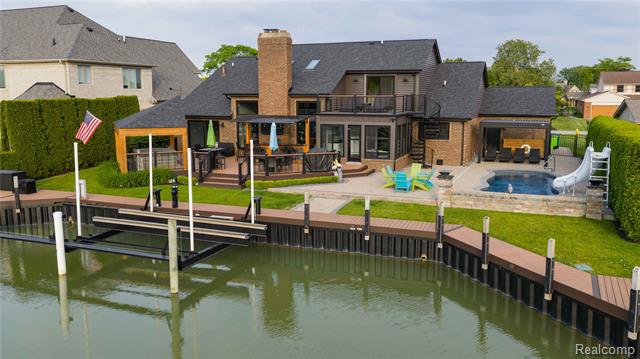 Builiding view three for 49729 Nautical, New Baltimore, MI. 48047
